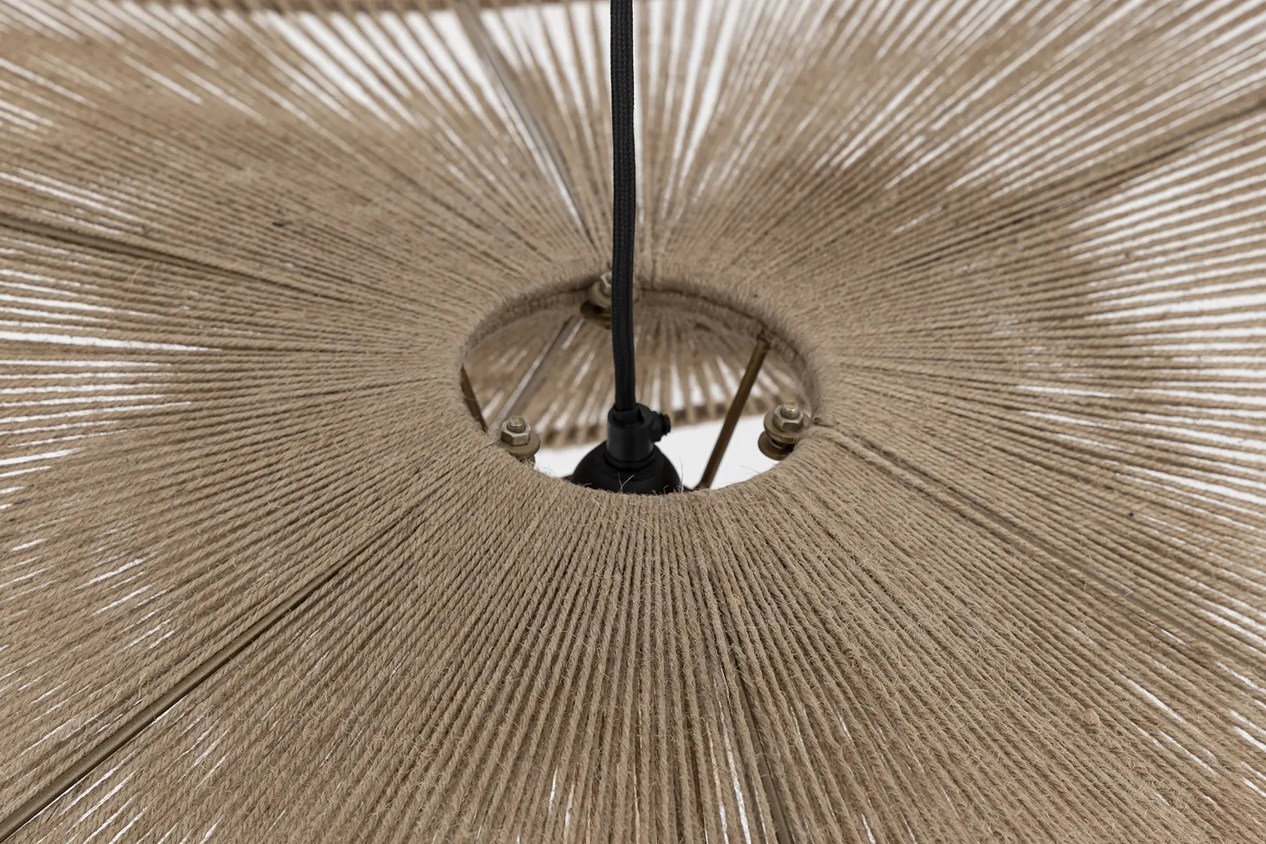 ipl2273b01na32_detail2_